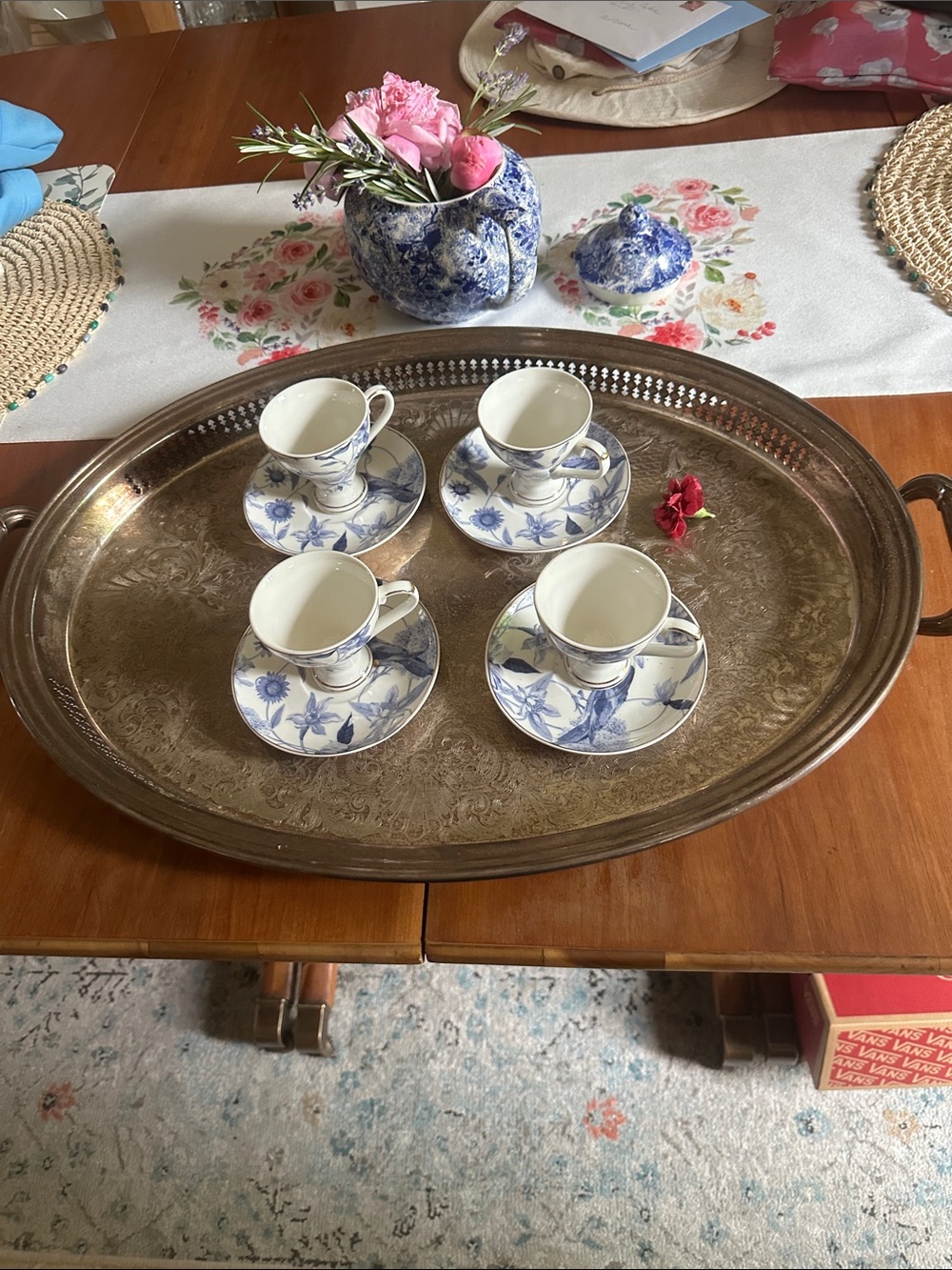 Blue and White Floral Demitasse Cup & Saucer Set - 4pc large silver plated platt